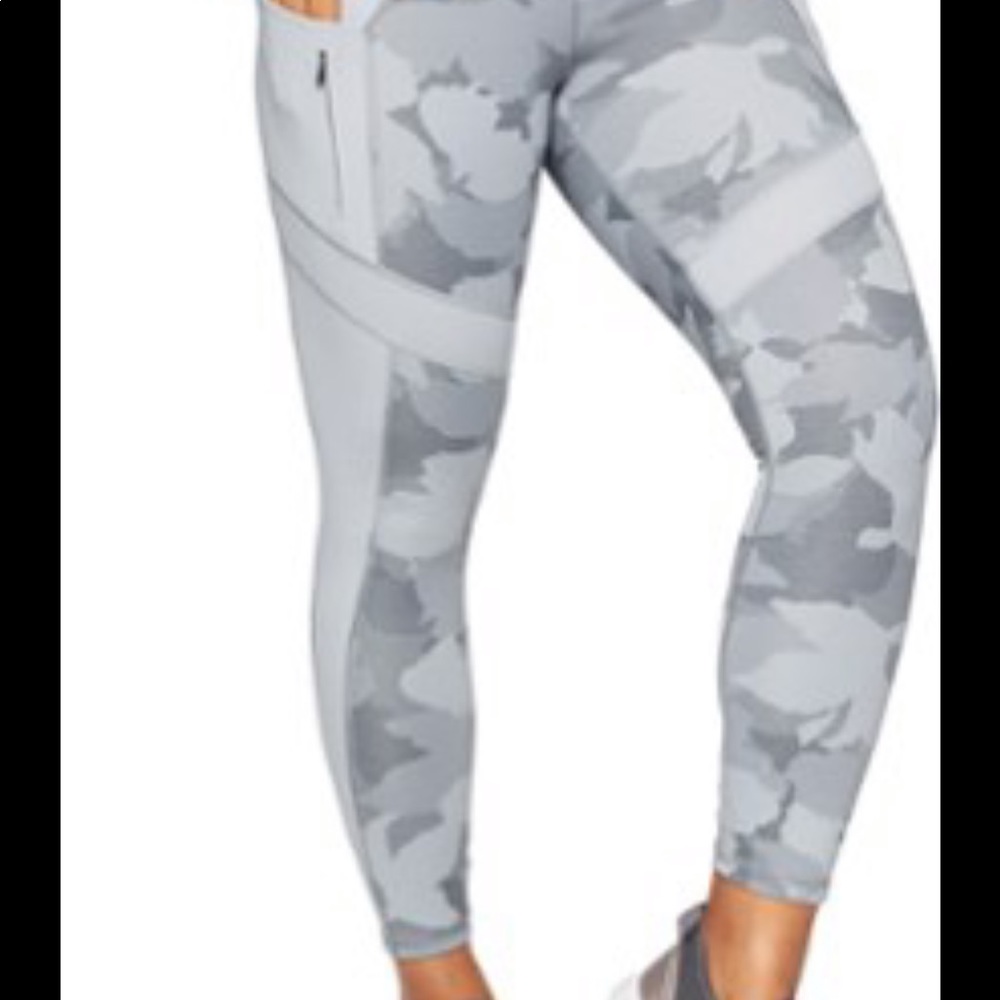 Athleta All-In Camo 7/8 Tights